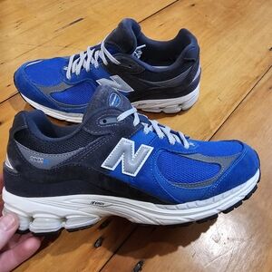New Balance 2002r Size 11